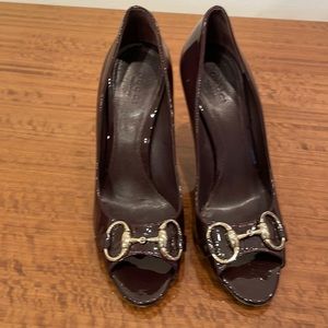 Gucci patent heels